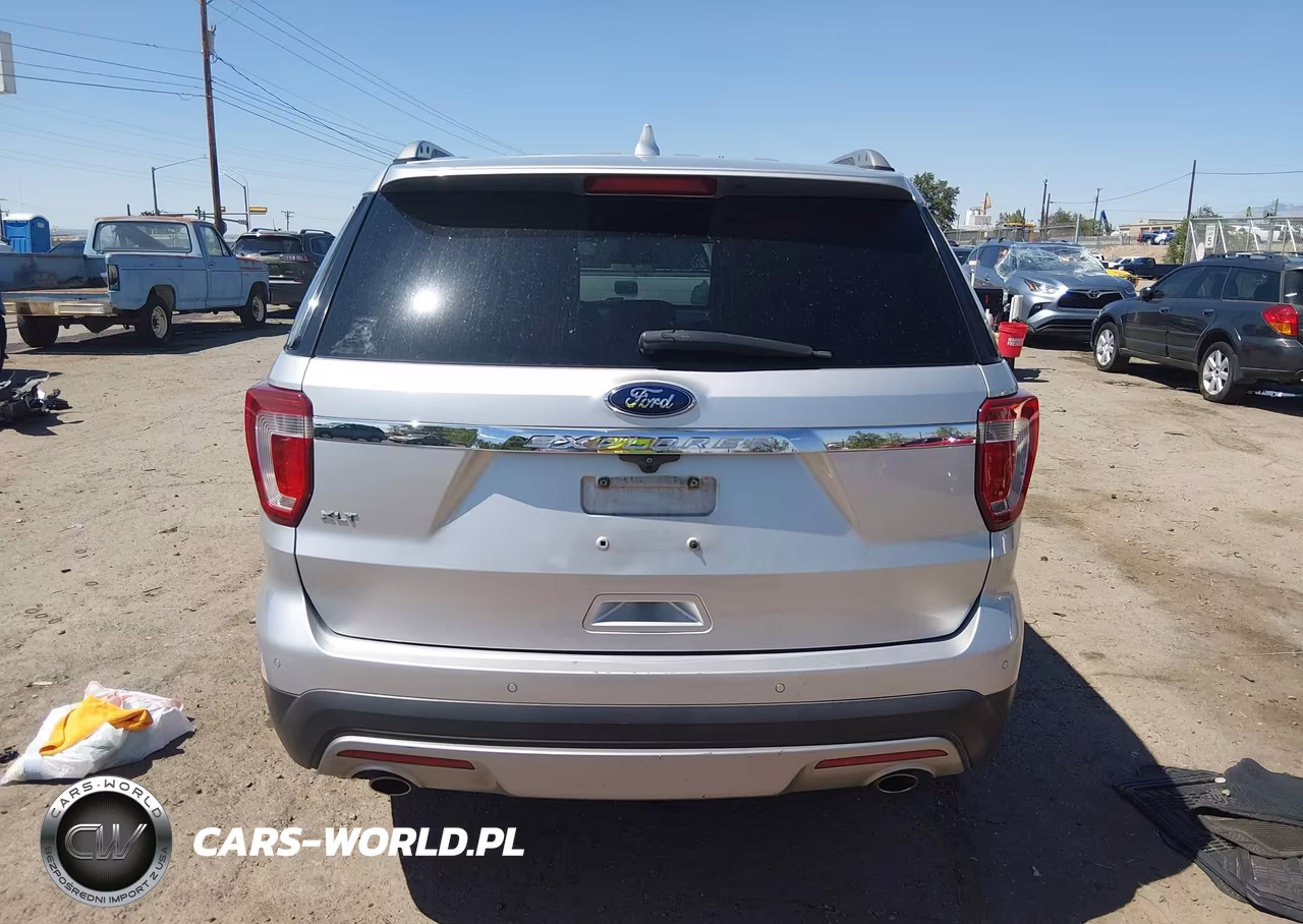 2017 Ford Explorer Xlt VIN:1FM5K7D84HGD56023 - 16