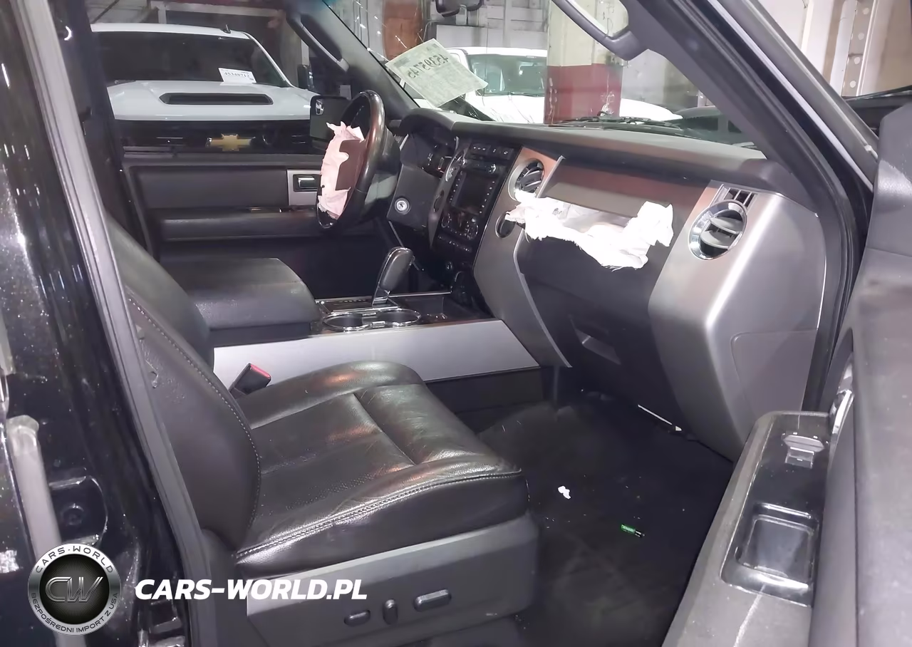 2013 Ford Expedition Limited VIN:1FMJU2A56DEF33604 - 5