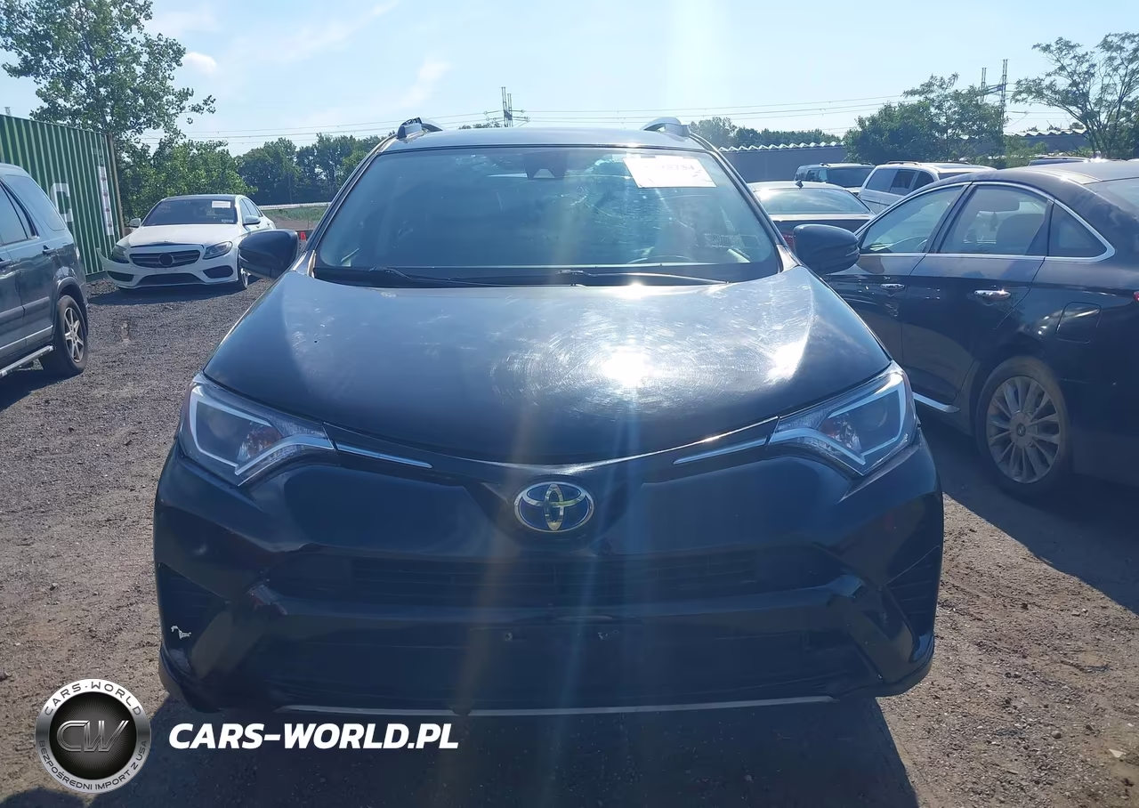 2018 Toyota Rav4 Hybrid Le VIN:JTMRJREV0JD217202 - 12