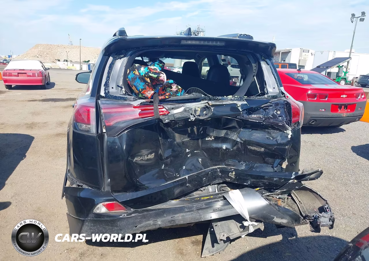 2018 Toyota Rav4 Hybrid Le VIN:JTMRJREV0JD217202 - 16