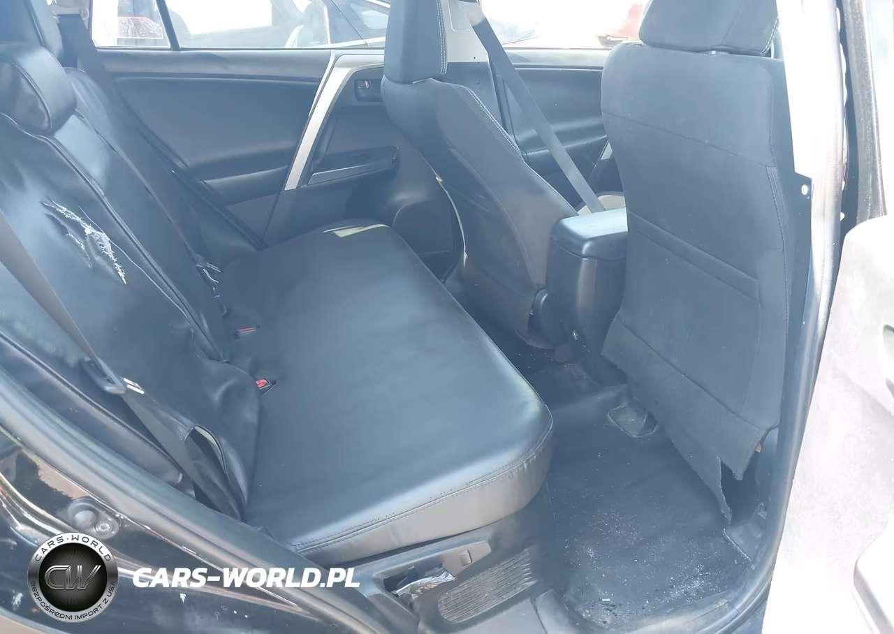2018 Toyota Rav4 Hybrid Le VIN:JTMRJREV0JD217202 - 8