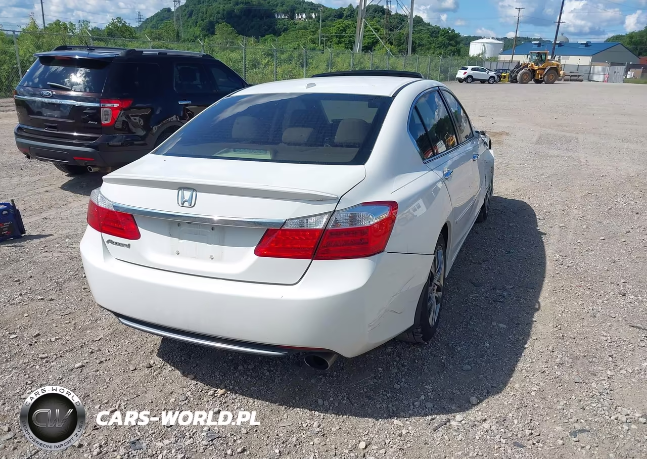 2013 Honda Accord Ex-L VIN:1HGCR2F87DA198704 - 4