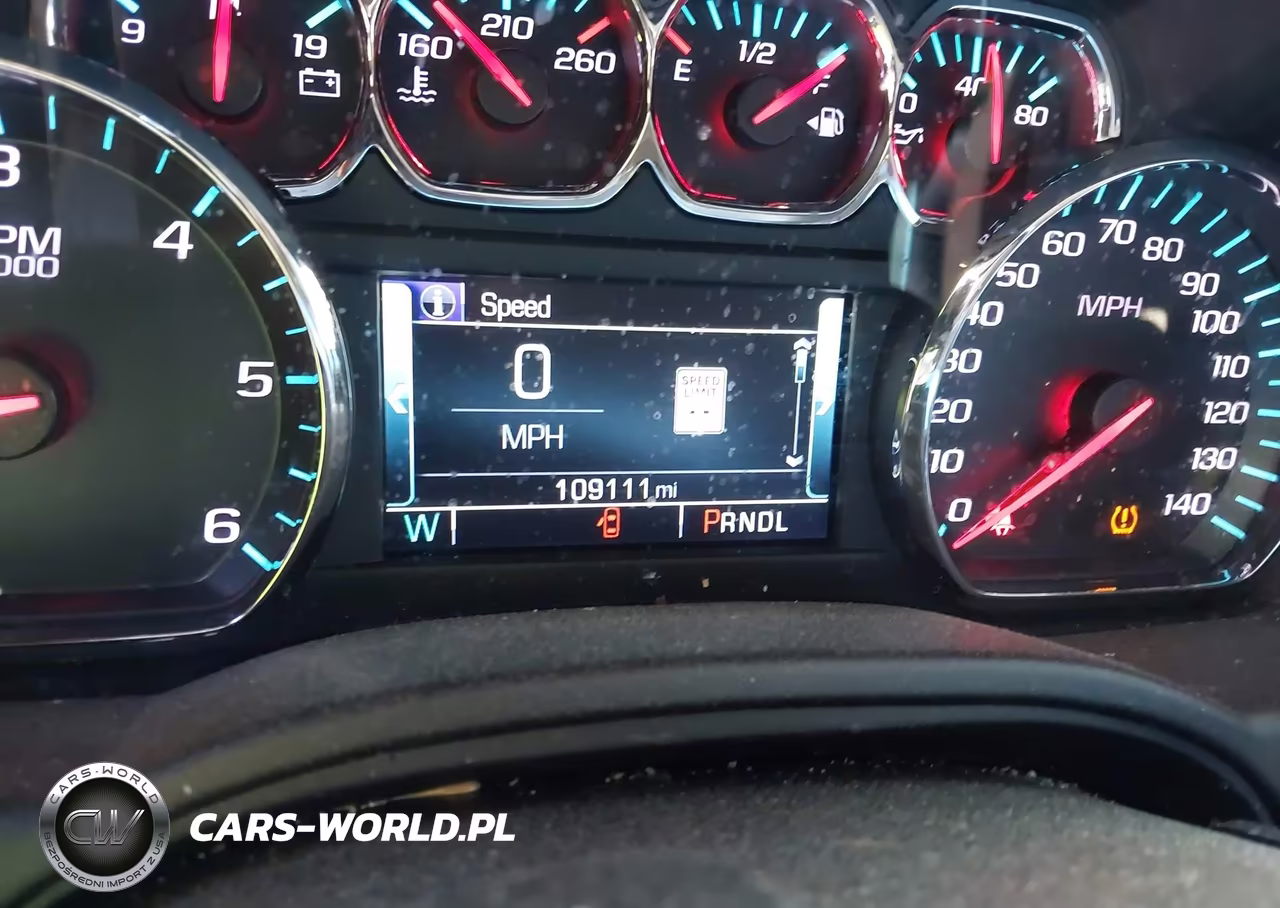 2019 Chevrolet Suburban Lt VIN:1GNSKHKC9KR182179 - 7