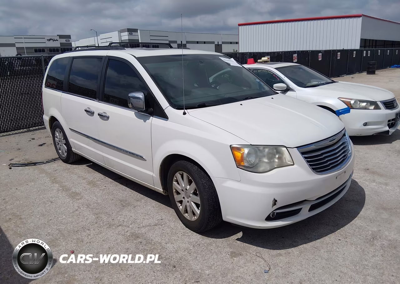 2011 Chrysler Town & Country Touring-L