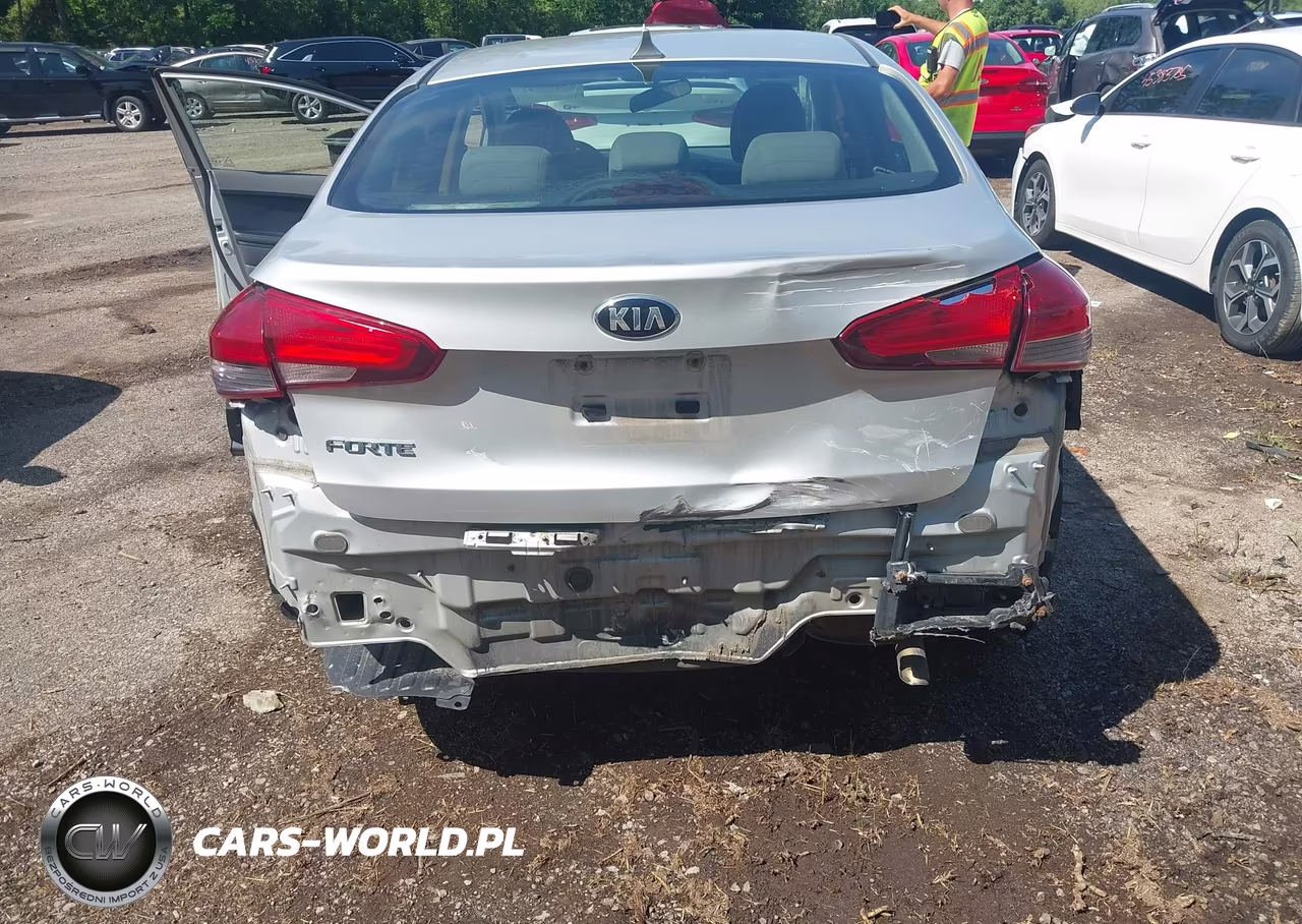 2017 Kia Forte Lx VIN:3KPFK4A74HE075939 - 6