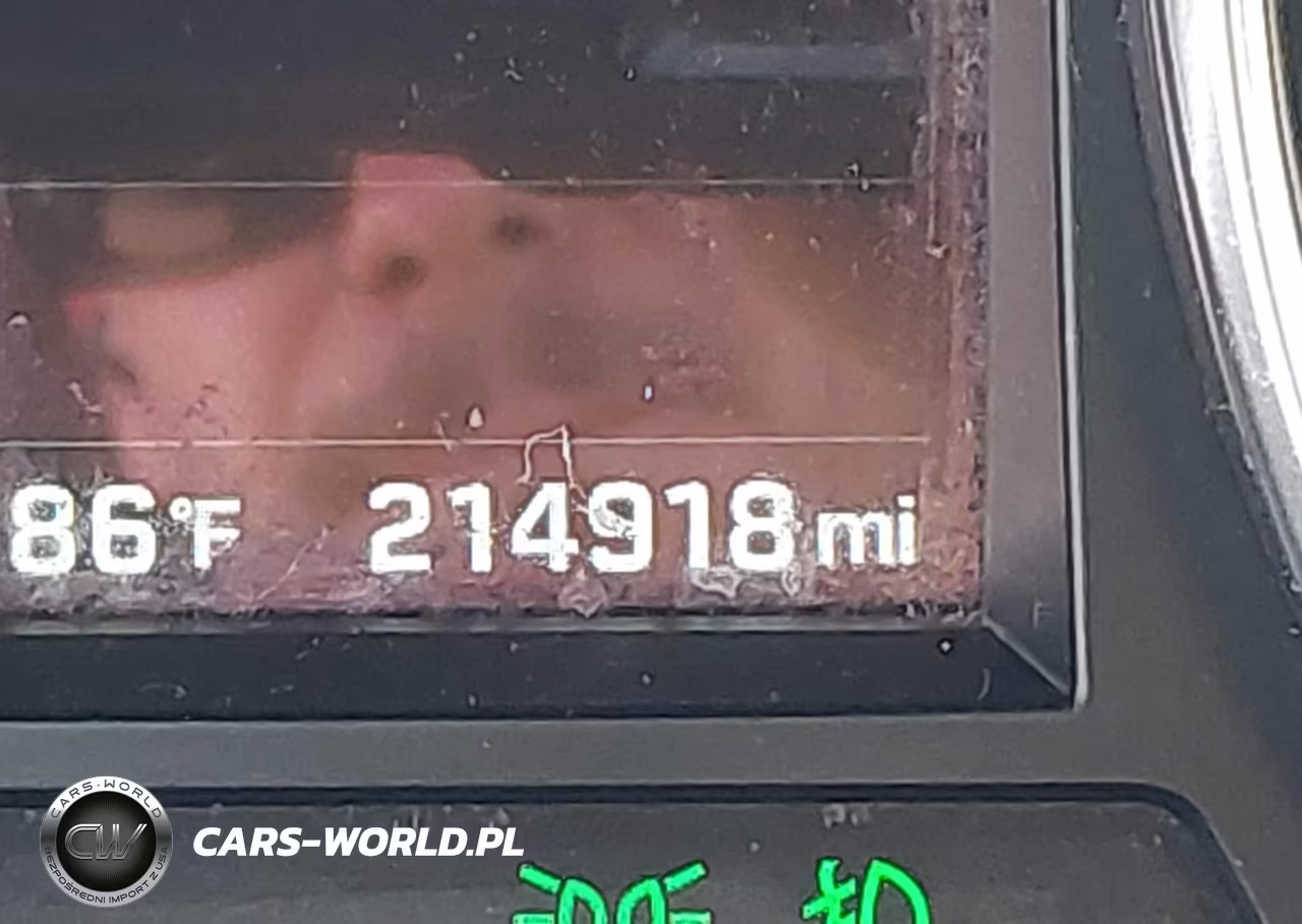 2017 Hyundai Santa Fe Sport 2.4L VIN:5XYZUDLB1HG388717 - 15