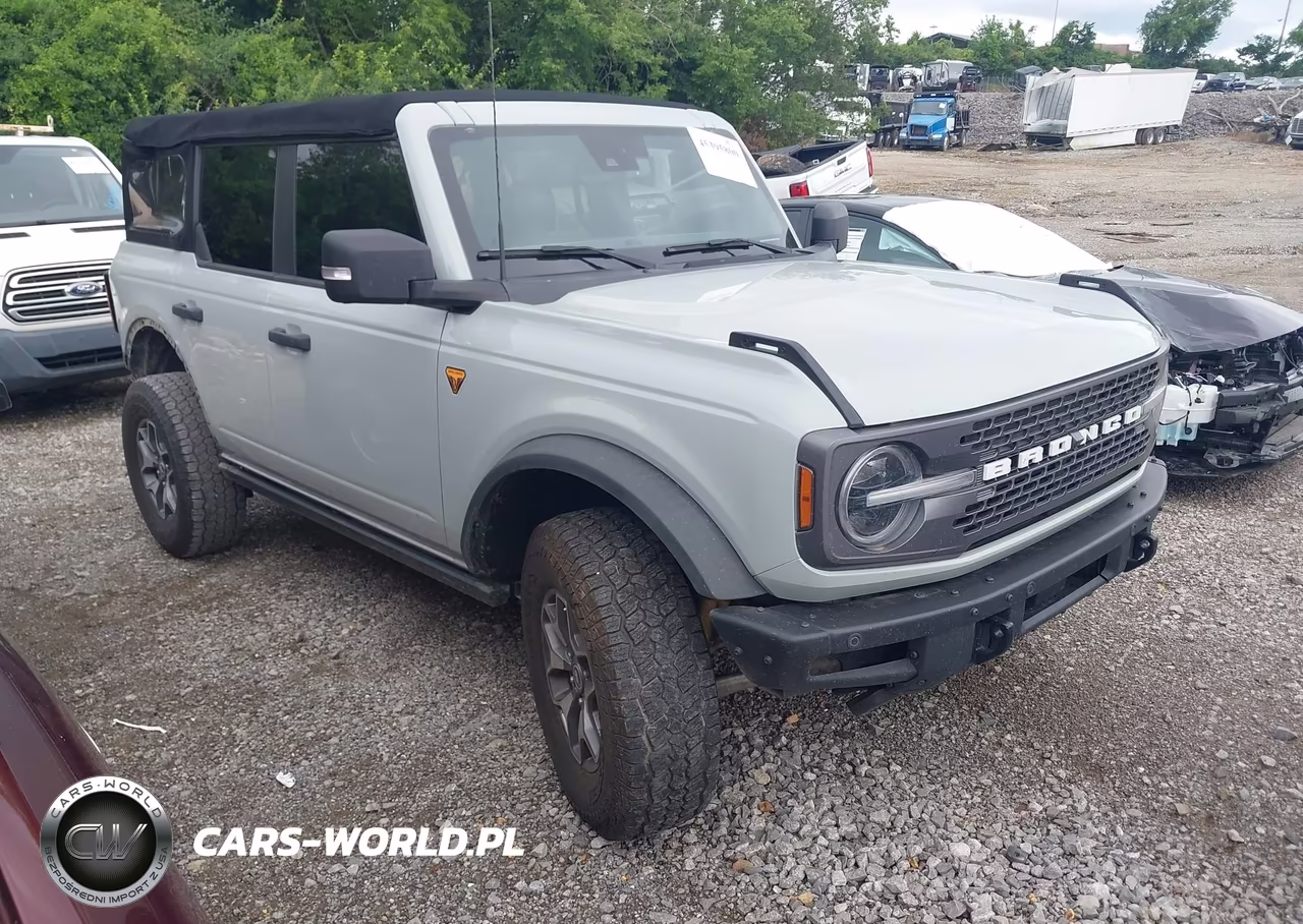 2021 Ford Bronco Badlands – zdjęcie 1 z 16