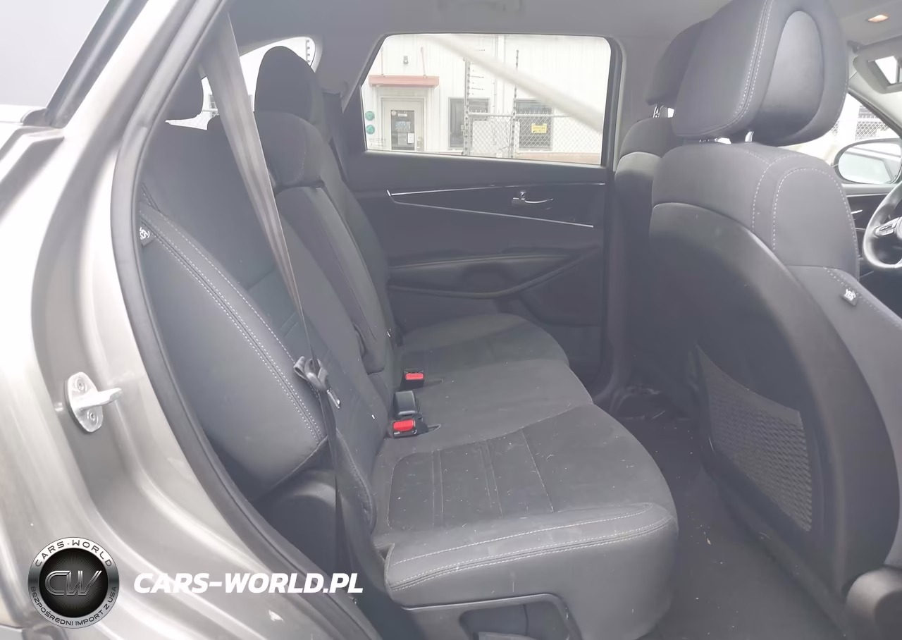 2016 Kia Sorento 2.4L L VIN:5XYPG4A32GG171010 - 8