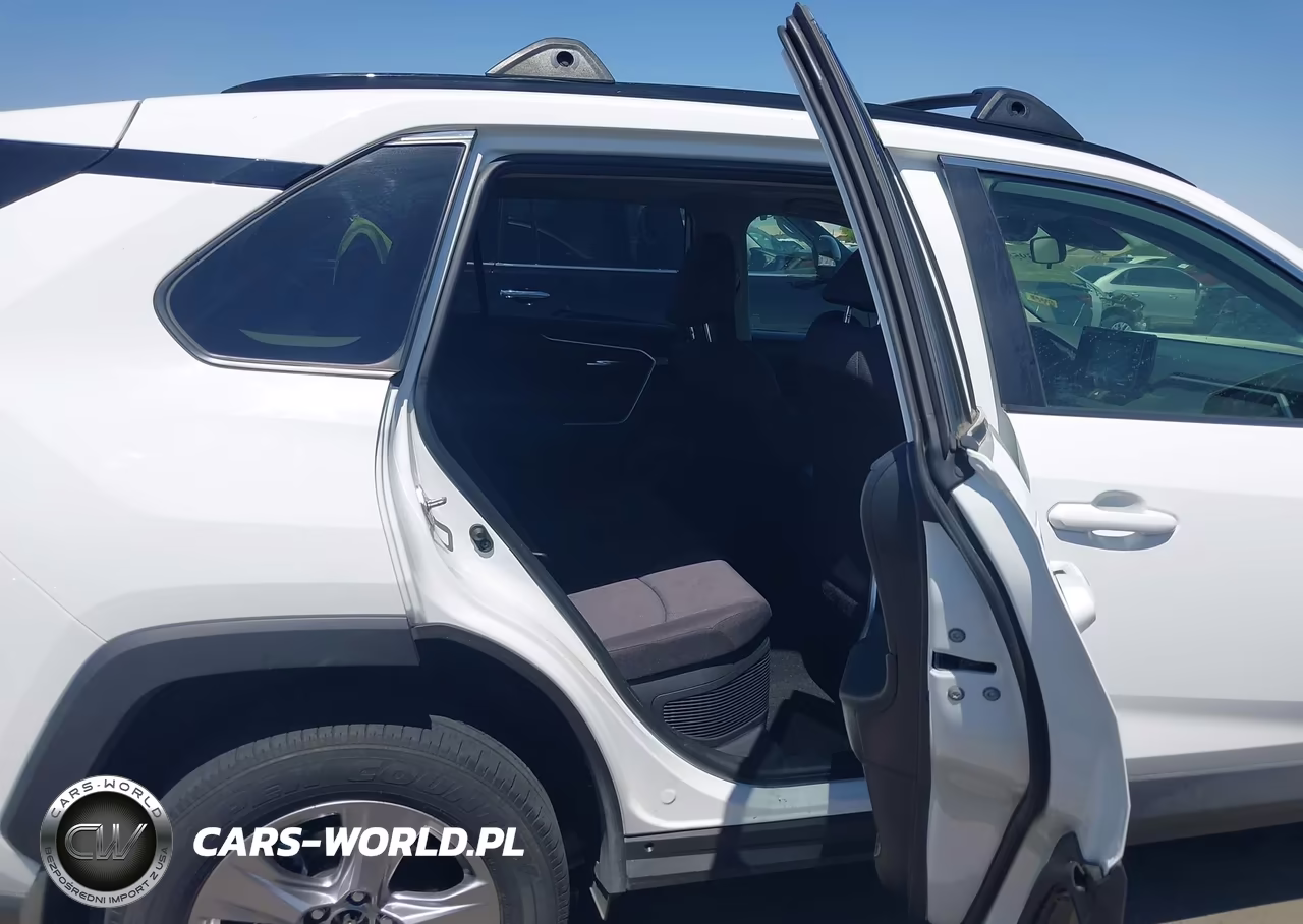 2022 Toyota Rav4 Hybrid Xle VIN:JTMRWRFV1ND149580 - 8