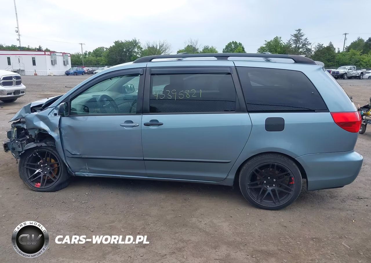 2005 Toyota Sienna Le VIN:5TDZA23C55S311322 - 14