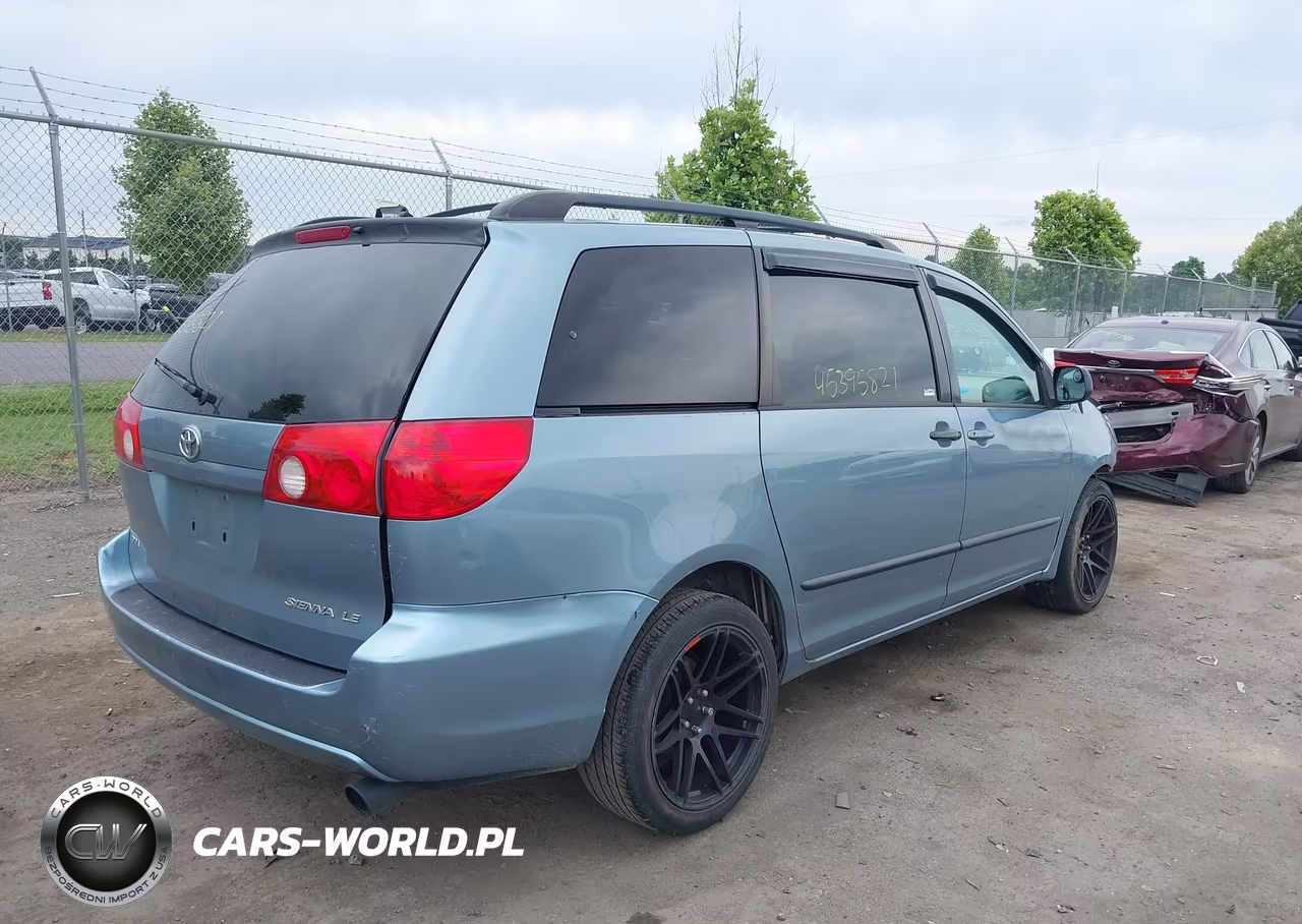 2005 Toyota Sienna Le VIN:5TDZA23C55S311322 - 4