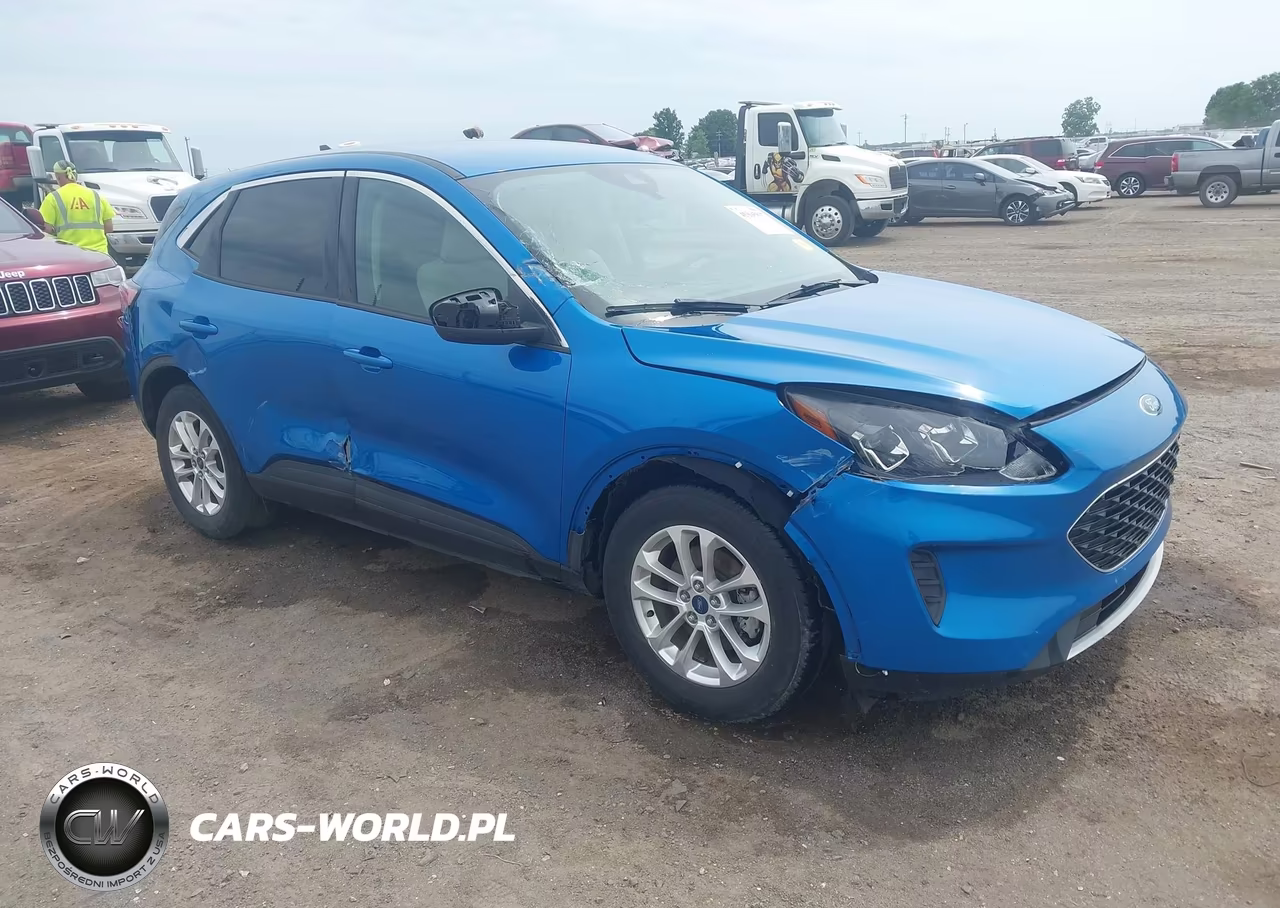 2020 Ford Escape Se