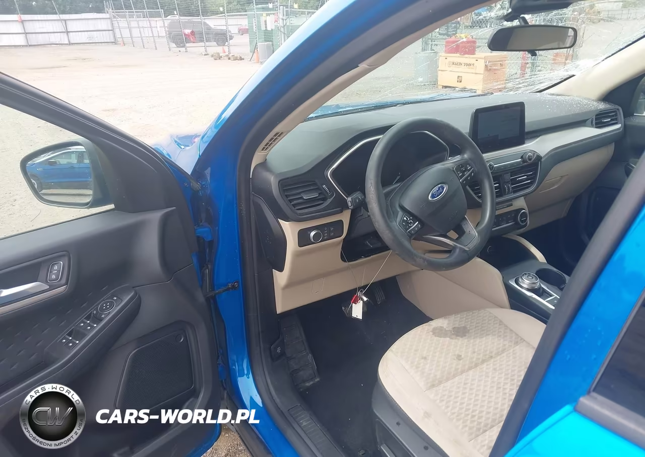2020 Ford Escape Se VIN:1FMCU0G6XLUA92982 - 17