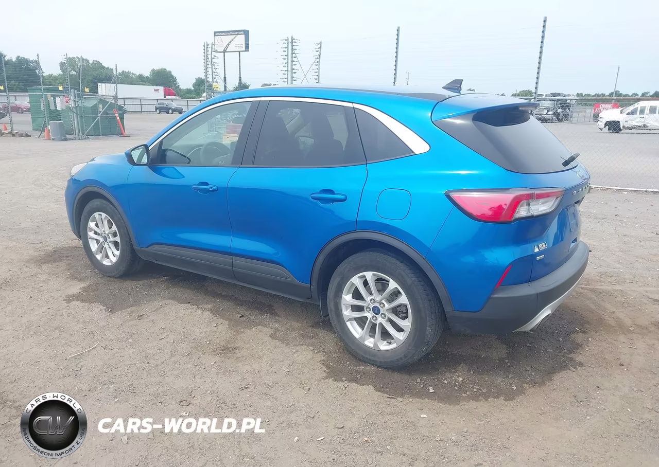 2020 Ford Escape Se VIN:1FMCU0G6XLUA92982 - 3