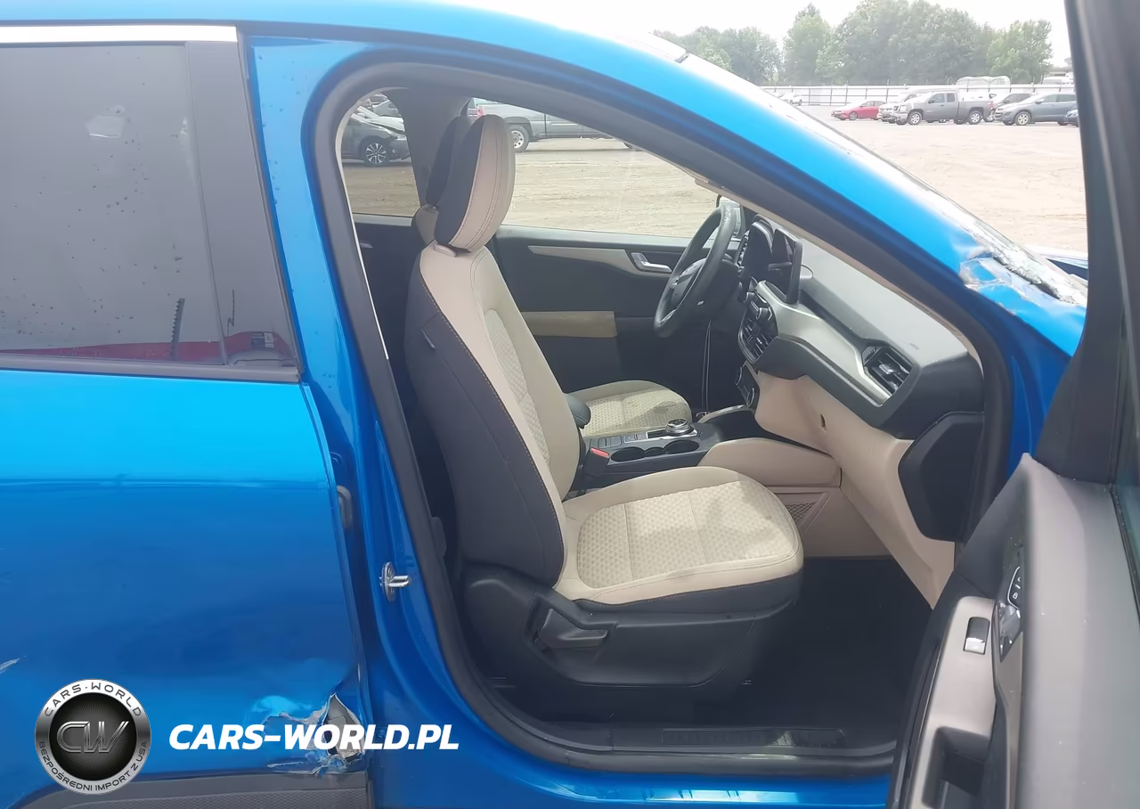 2020 Ford Escape Se VIN:1FMCU0G6XLUA92982 - 5