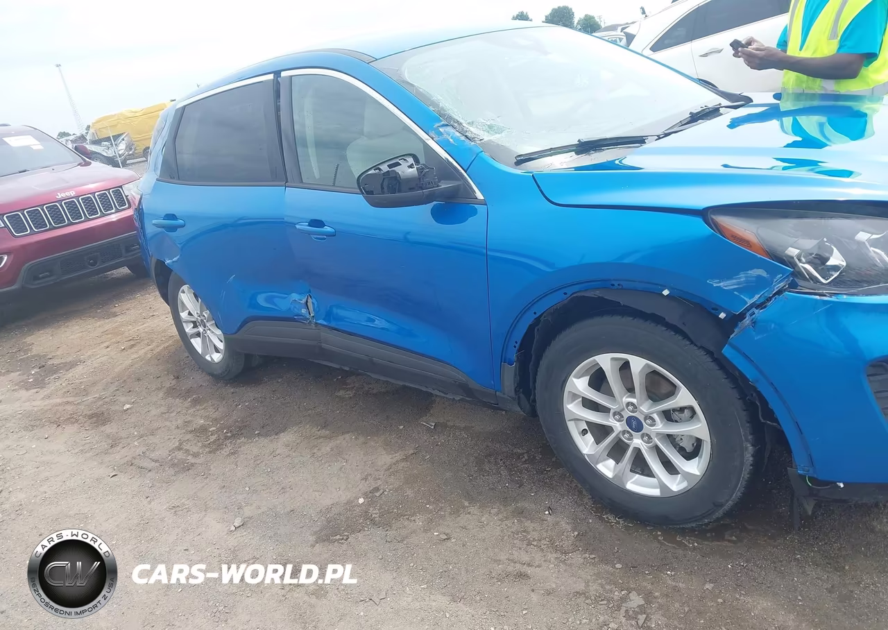 2020 Ford Escape Se VIN:1FMCU0G6XLUA92982 - 6