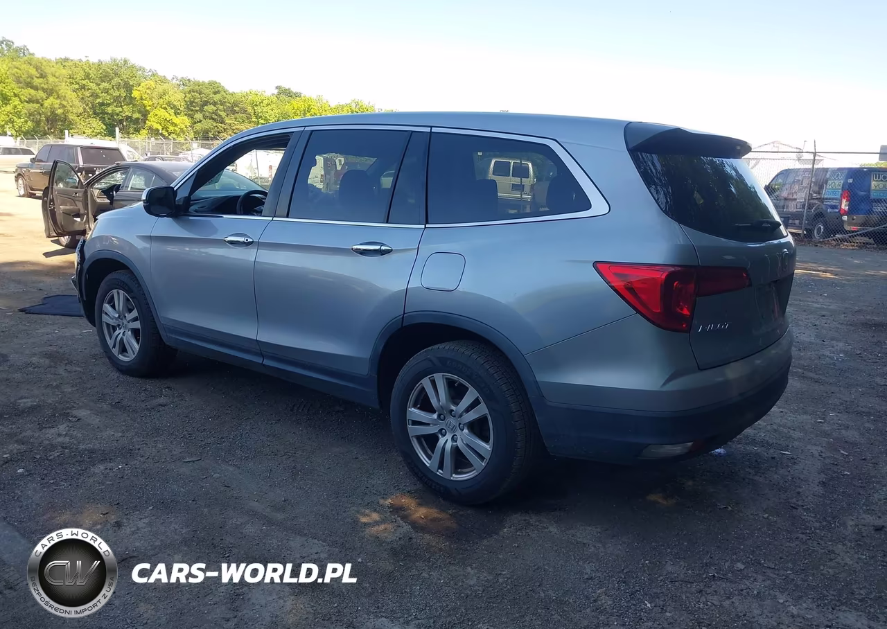 2018 Honda Pilot Lx VIN:5FNYF6H19JB021515 - 3