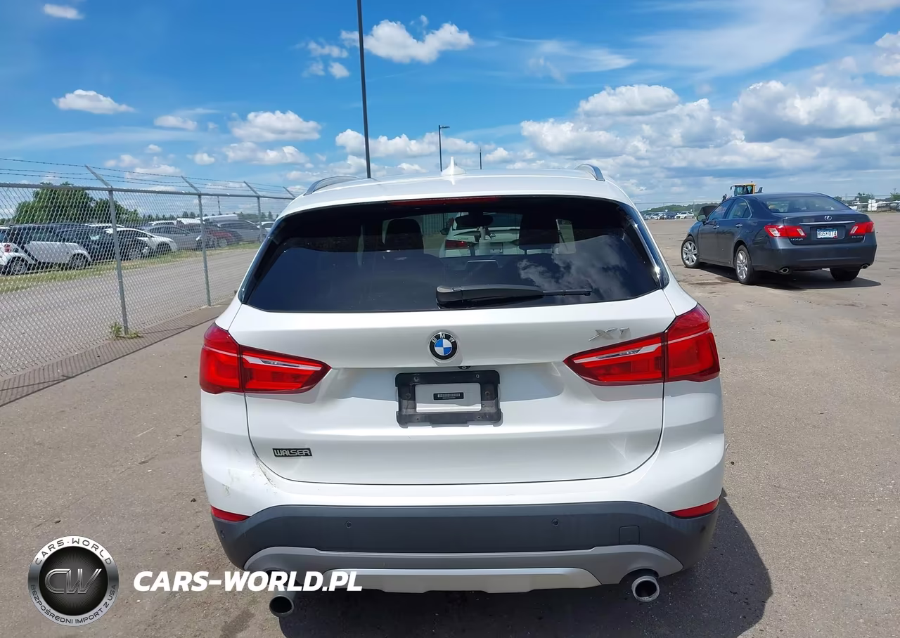 2017 BMW X1 xDrive28I VIN:WBXHT3C34H5F83291 - 17