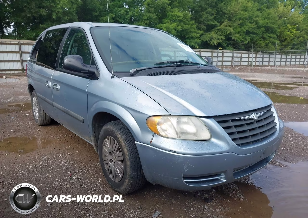 2005 Chrysler Town & Country