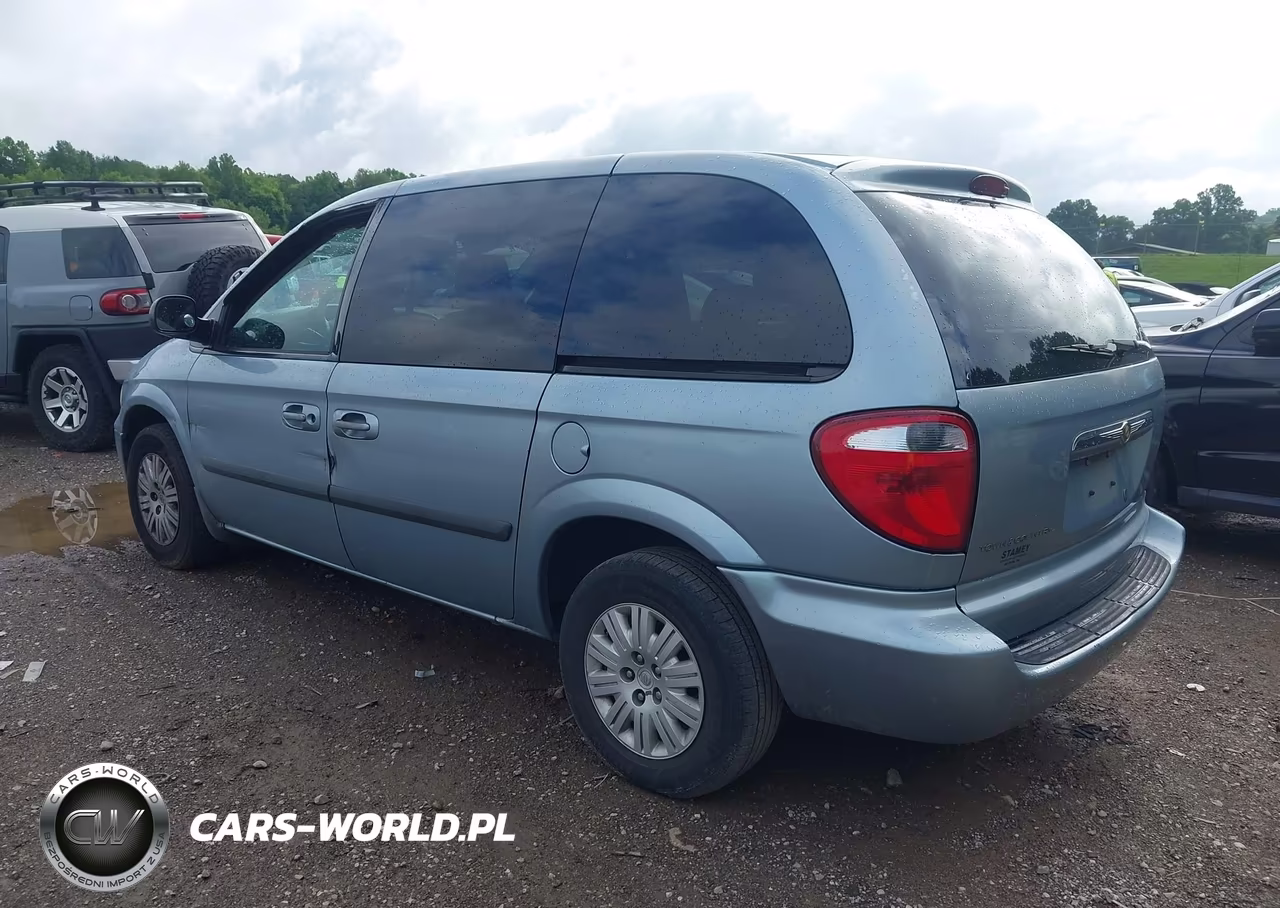 2005 Chrysler Town & Country VIN:1C4GP45R65B353508 - 3