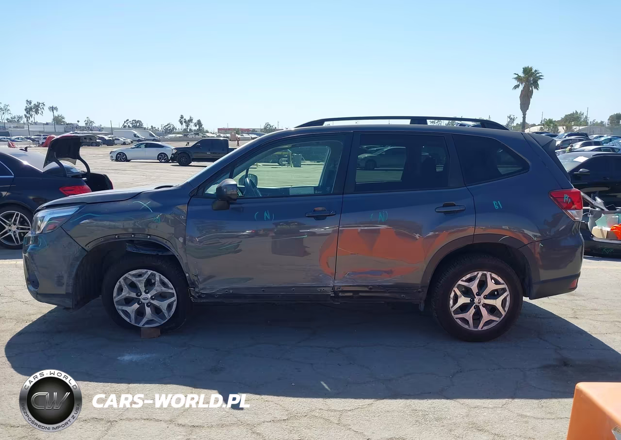 2020 Subaru Forester Premium VIN:JF2SKAJC1LH438454 - 14