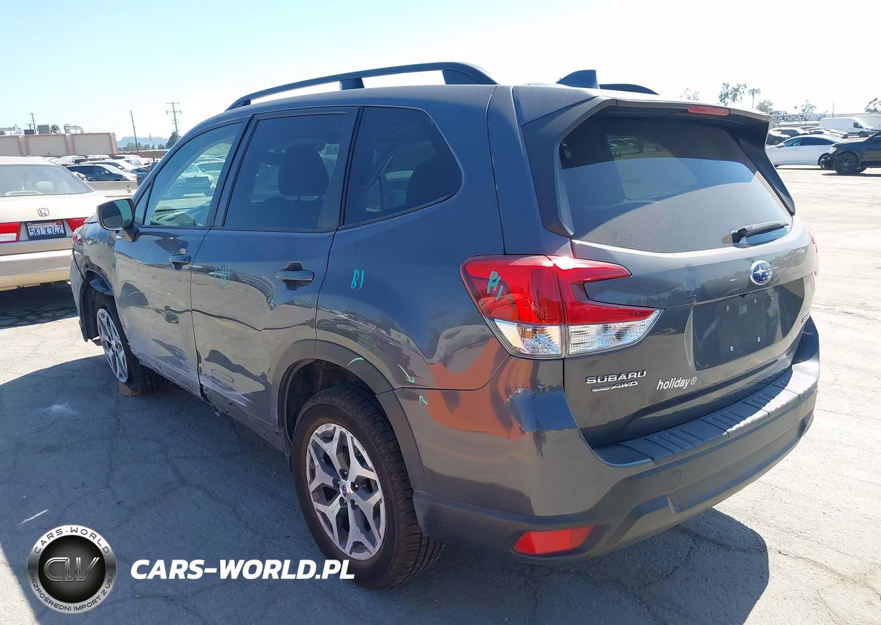 2020 Subaru Forester Premium VIN:JF2SKAJC1LH438454 - 3
