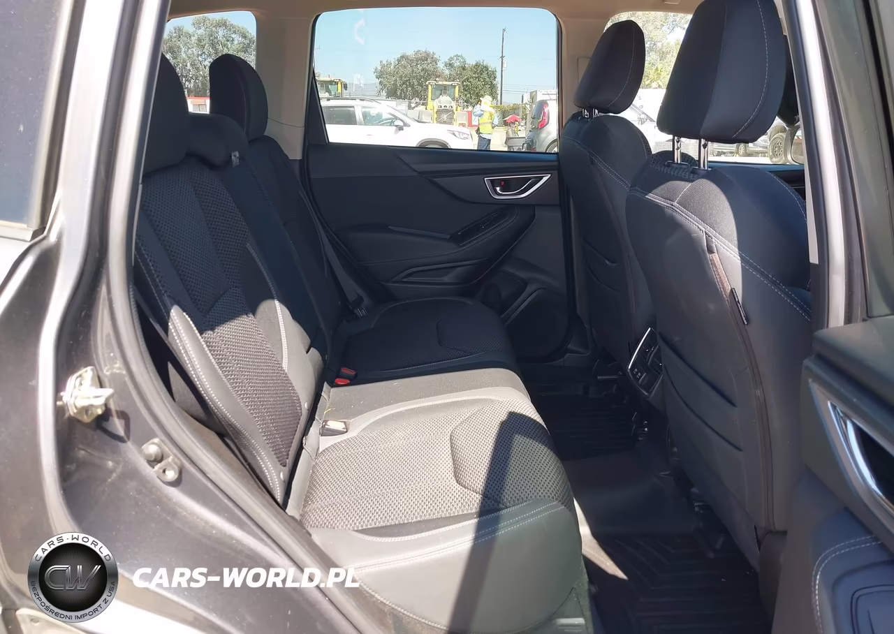 2020 Subaru Forester Premium VIN:JF2SKAJC1LH438454 - 8