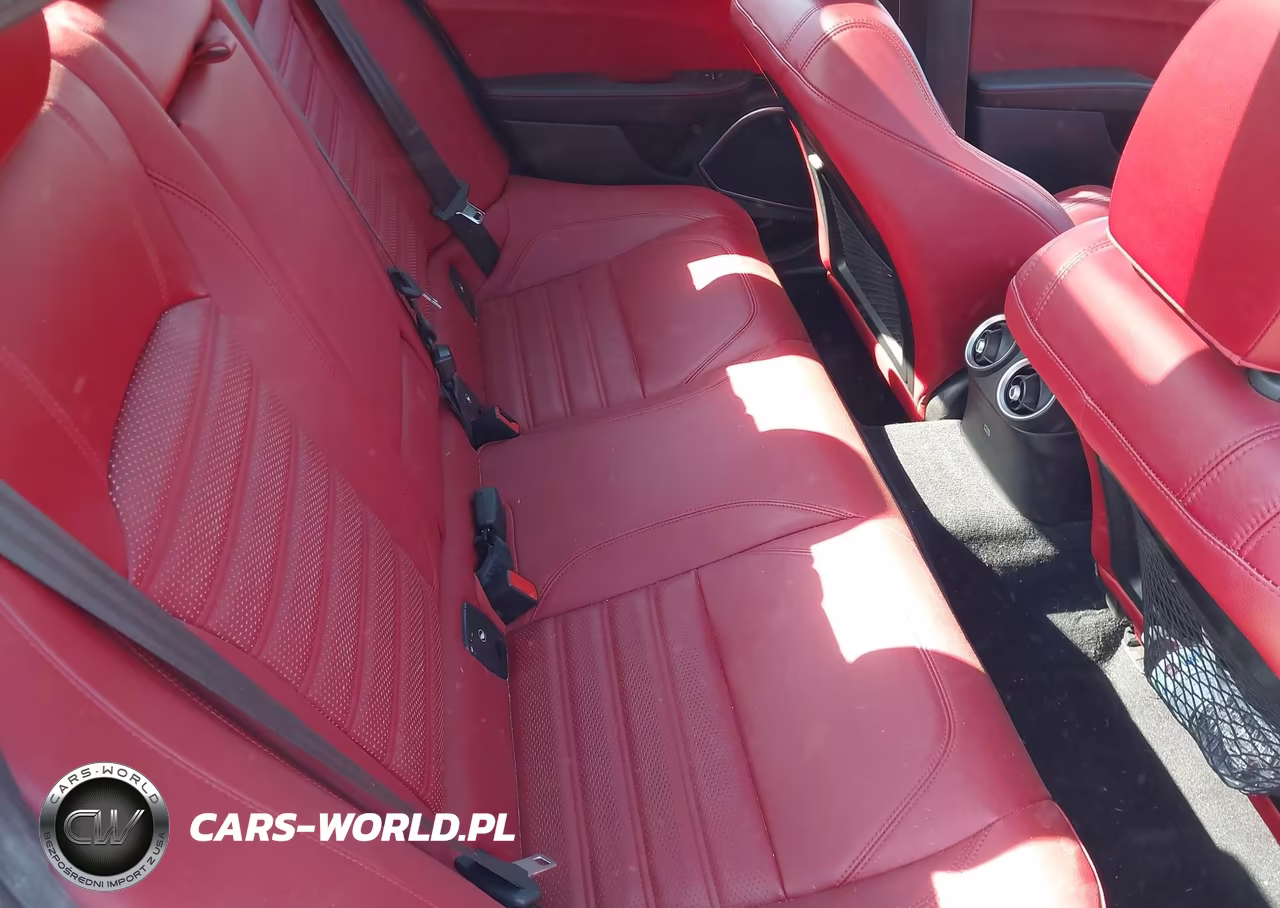 2020 Alfa Romeo Giulia Ti Sport Awd VIN:ZARFANBN3L7634577 - 8