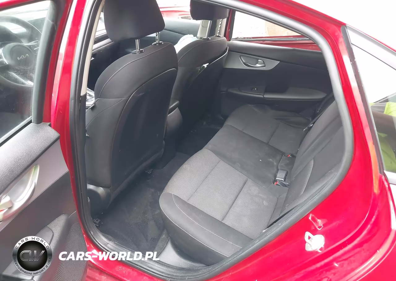 2024 Kia Forte Lxs VIN:3KPF24AD4RE734805 - 8