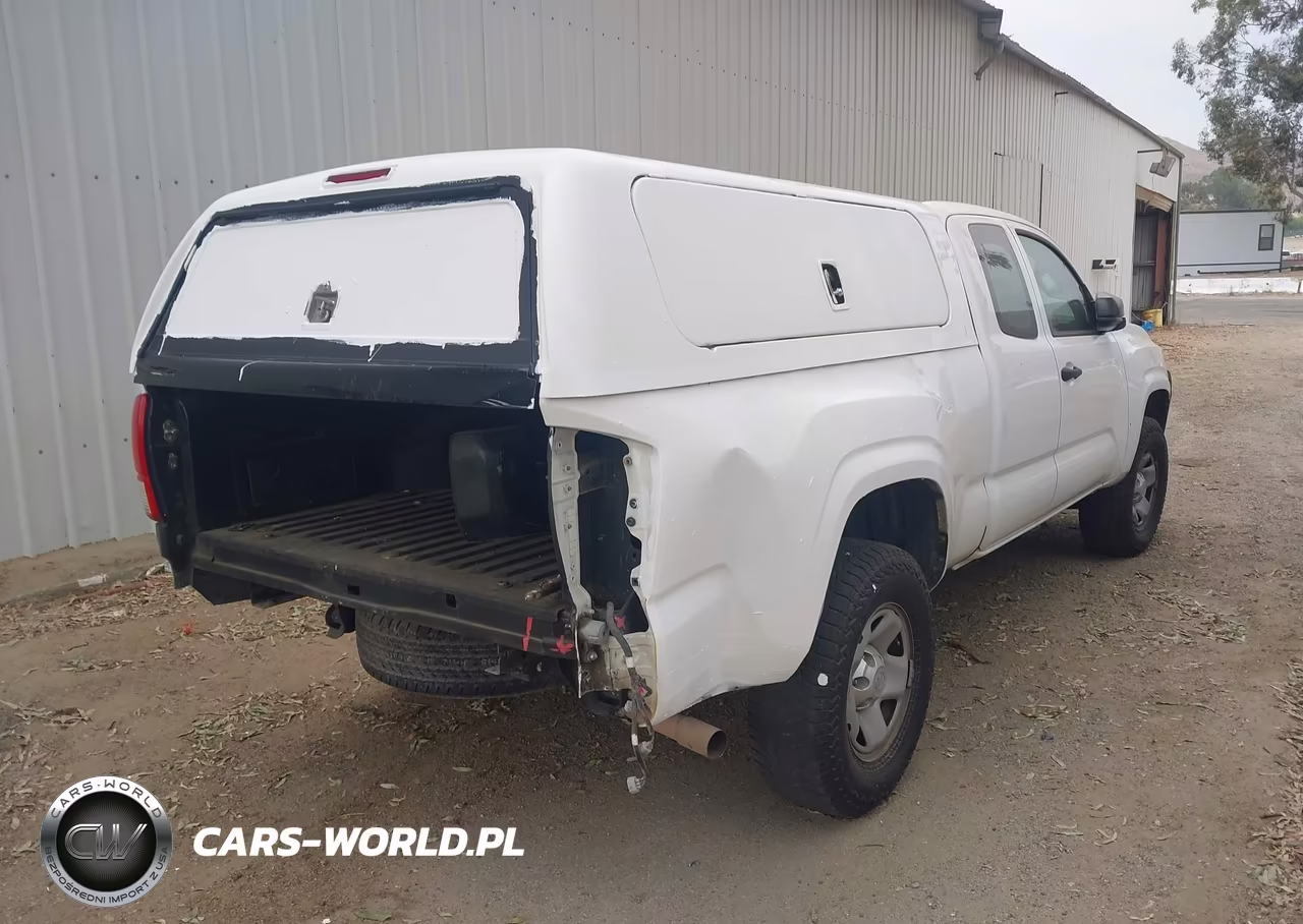 2017 Toyota Tacoma Sr VIN:5TFRX5GN0HX084163 - 4