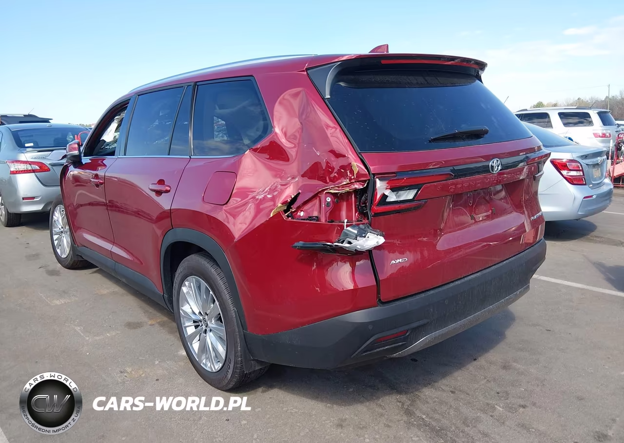 2026 Toyota Grand Highlander Platinum VIN:5TDAAAB50TS117093 - 3