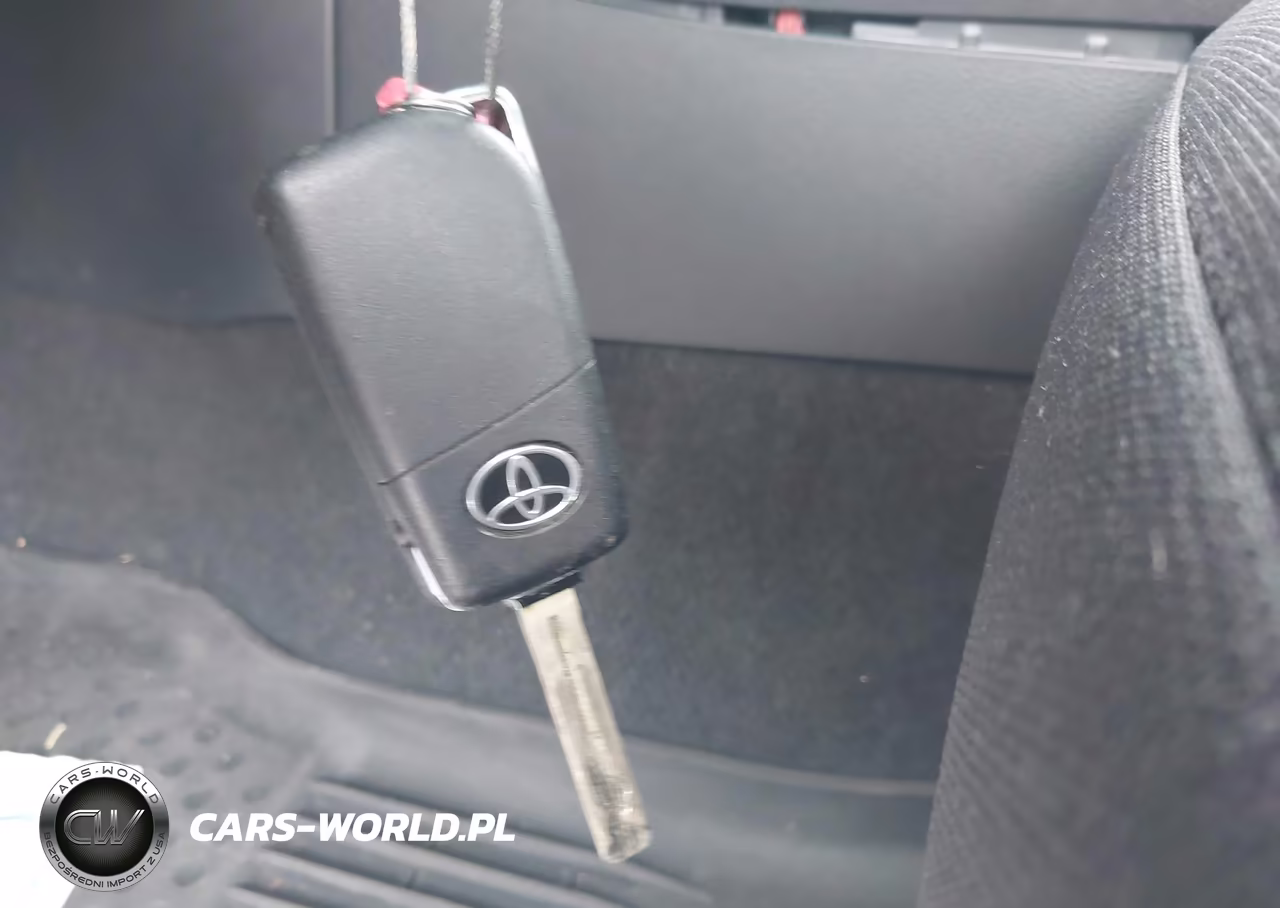 2024 TOYOTA COROLLA LE VIN:5YFB4MDE1RP210443 - 11