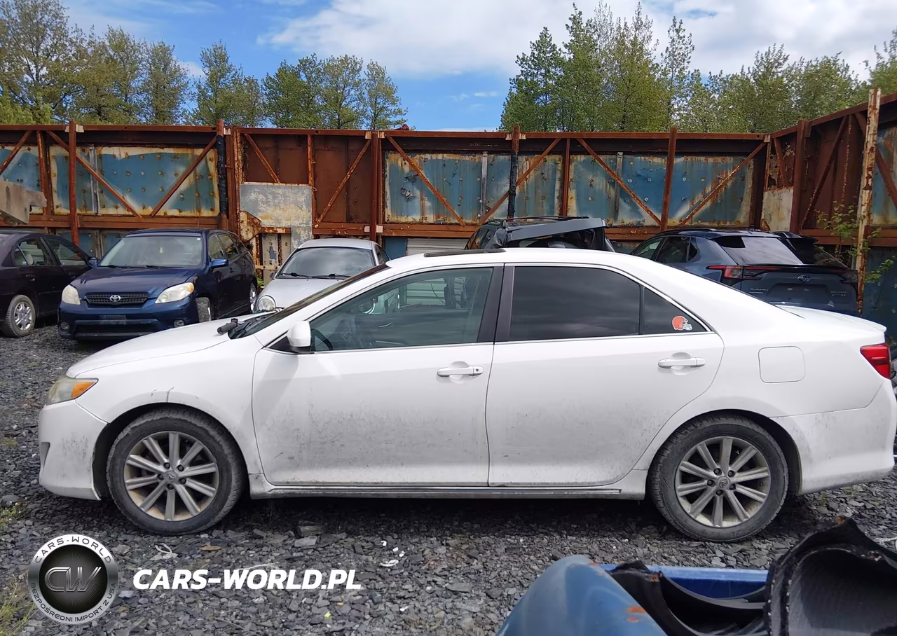 2012 Toyota Camry Xle VIN:4T1BF1FK8CU570326 - 15
