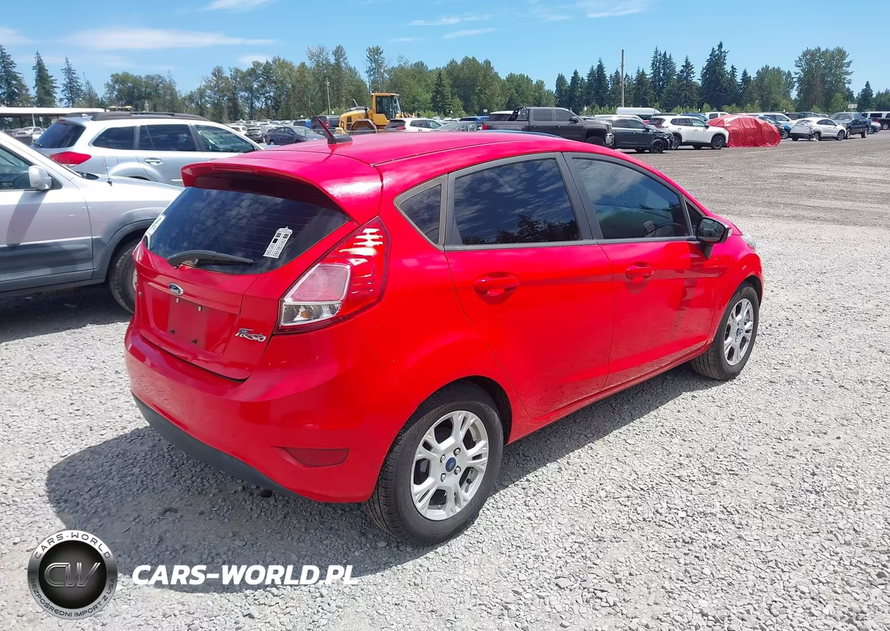 2015 Ford Fiesta Se VIN:3FADP4EJ3FM200551 - 4