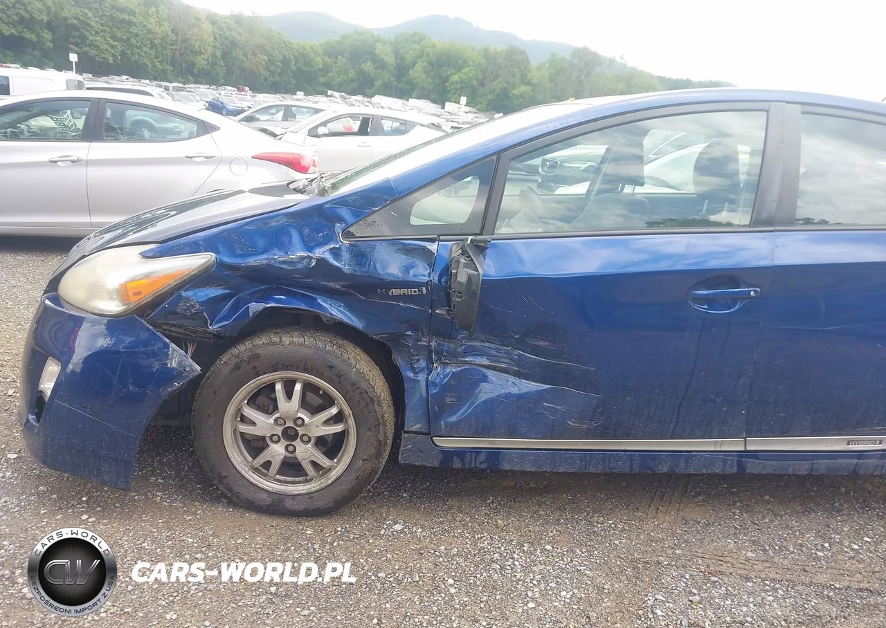 2011 Toyota Prius Three VIN:JTDKN3DU7B5312749 - 18