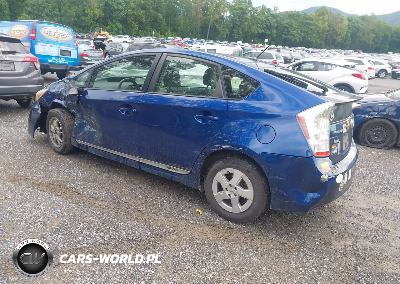 2011 Toyota Prius Three VIN:JTDKN3DU7B5312749 - 3