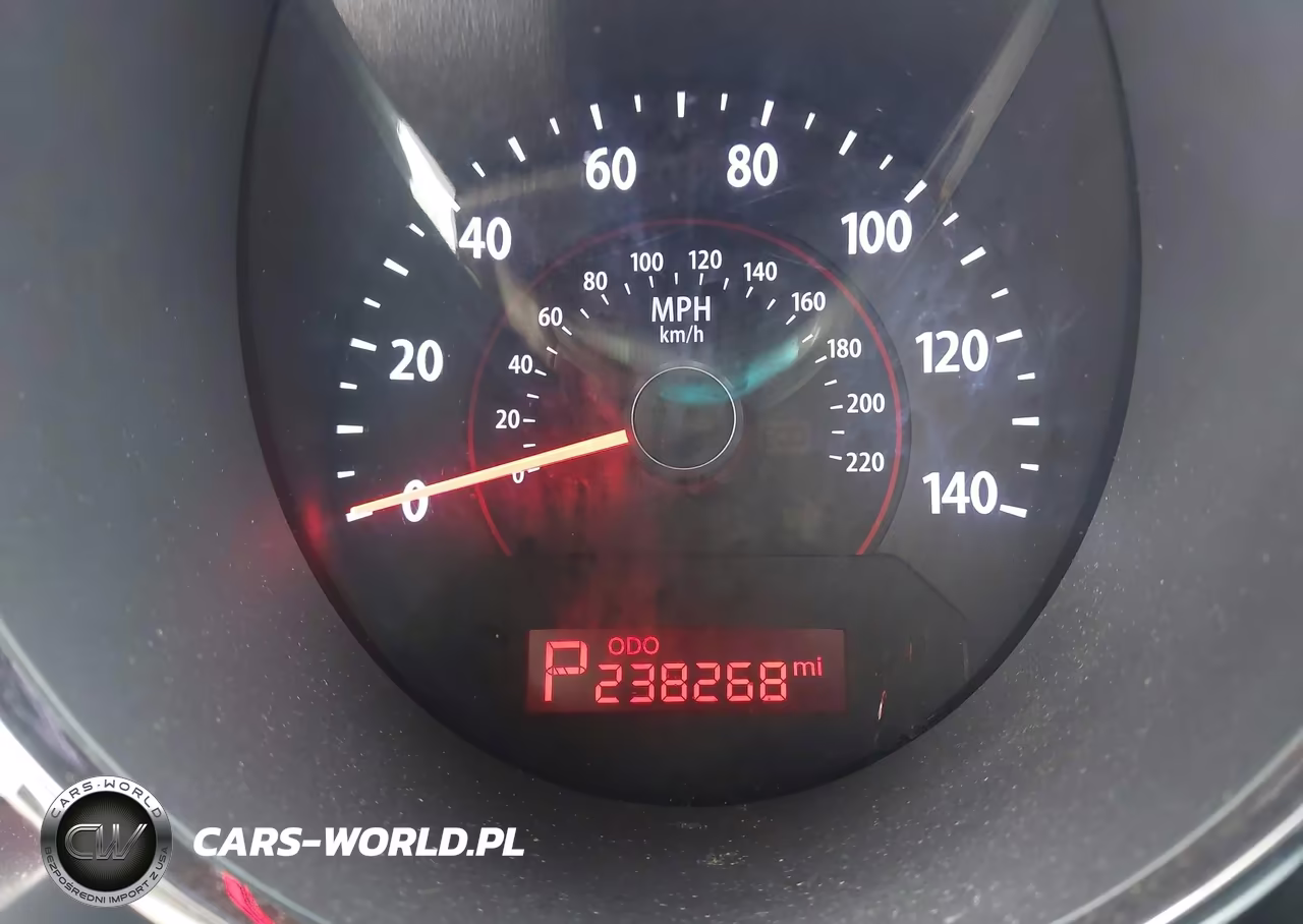 2010 Kia Soul + VIN:KNDJT2A23A7190361 - 16