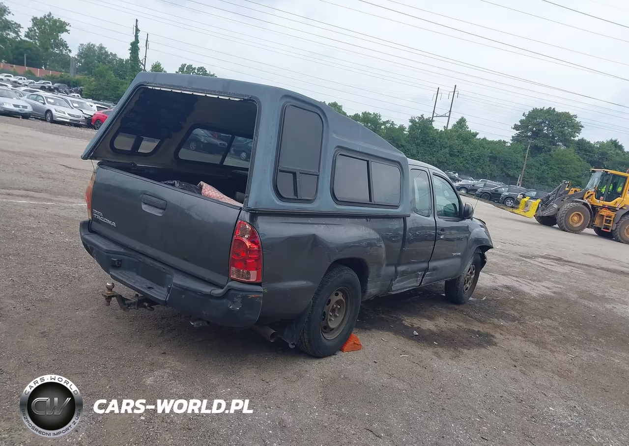 2013 Toyota Tacoma VIN:5TFTX4CN3DX025124 - 4