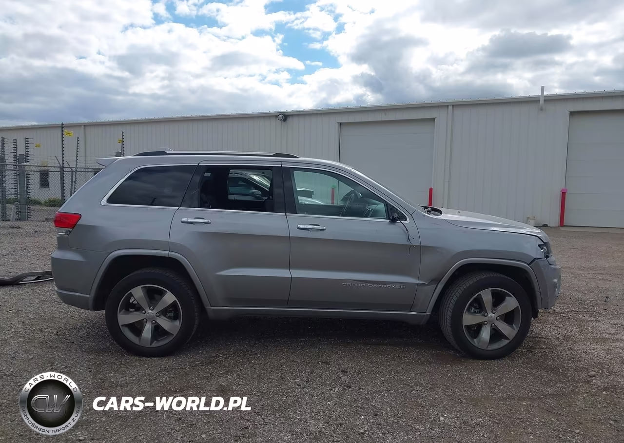 2015 Jeep Grand Cherokee Overland VIN:1C4RJFCG2FC136685 - 14