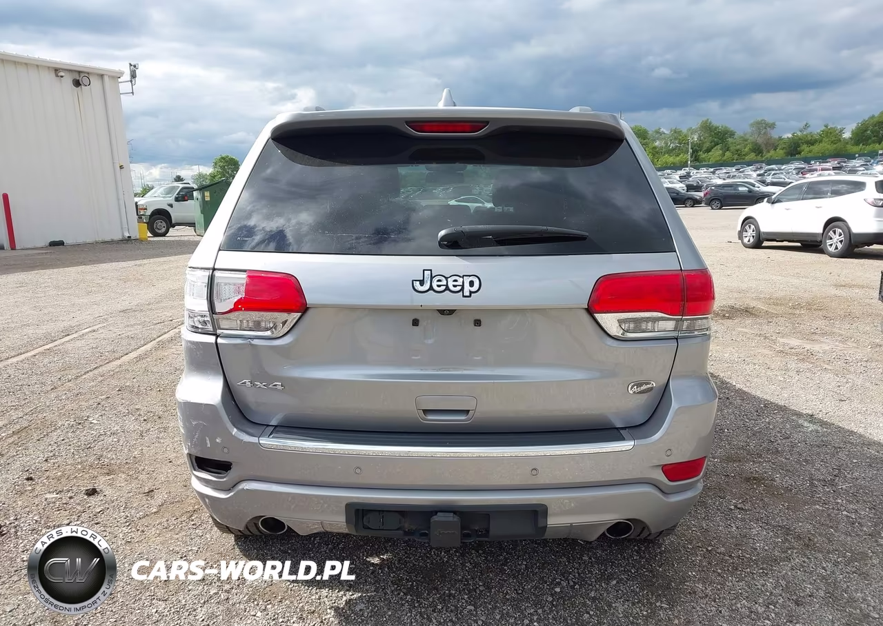 2015 Jeep Grand Cherokee Overland VIN:1C4RJFCG2FC136685 - 17