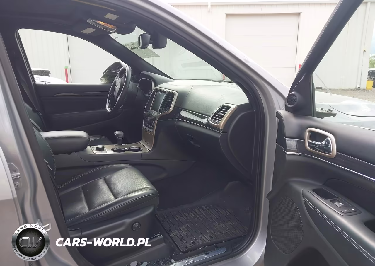 2015 Jeep Grand Cherokee Overland VIN:1C4RJFCG2FC136685 - 5
