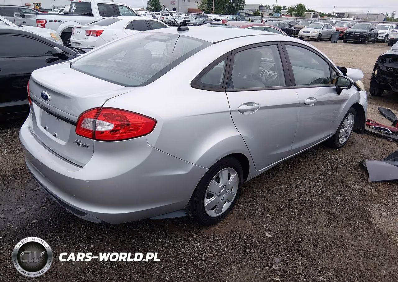 2012 Ford Fiesta Se VIN:3FADP4BJ0CM128238 - 4