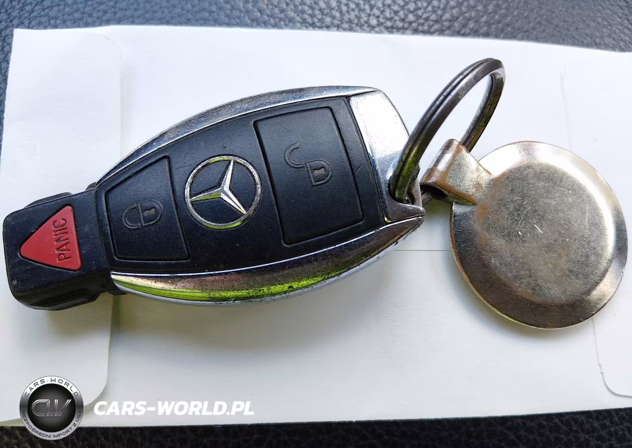 2011 Mercedes-Benz R 350 4Matic VIN:4JGCB6FE8BA127312 - 11