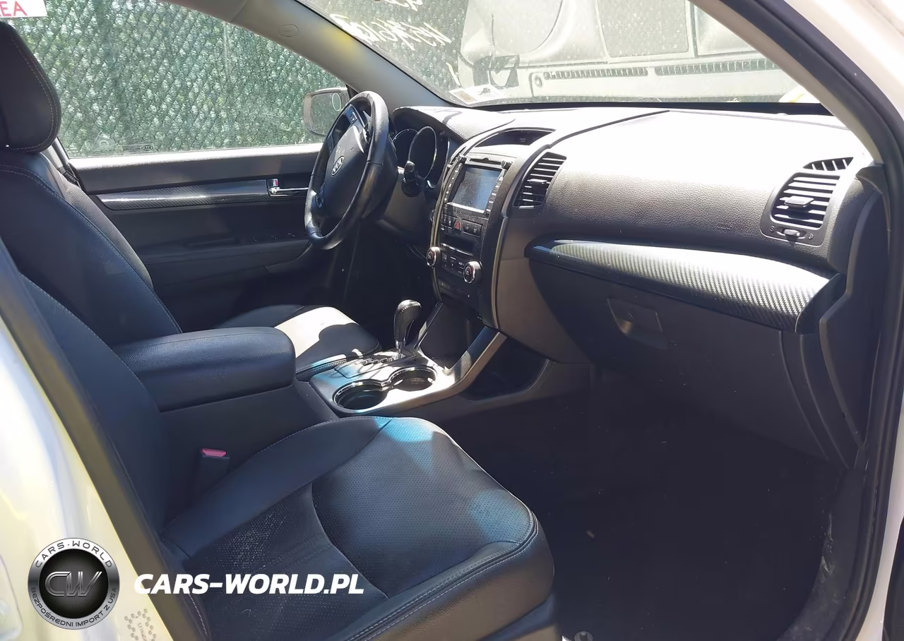 2011 Kia Sorento Sx VIN:5XYKWDA24BG098882 - 5