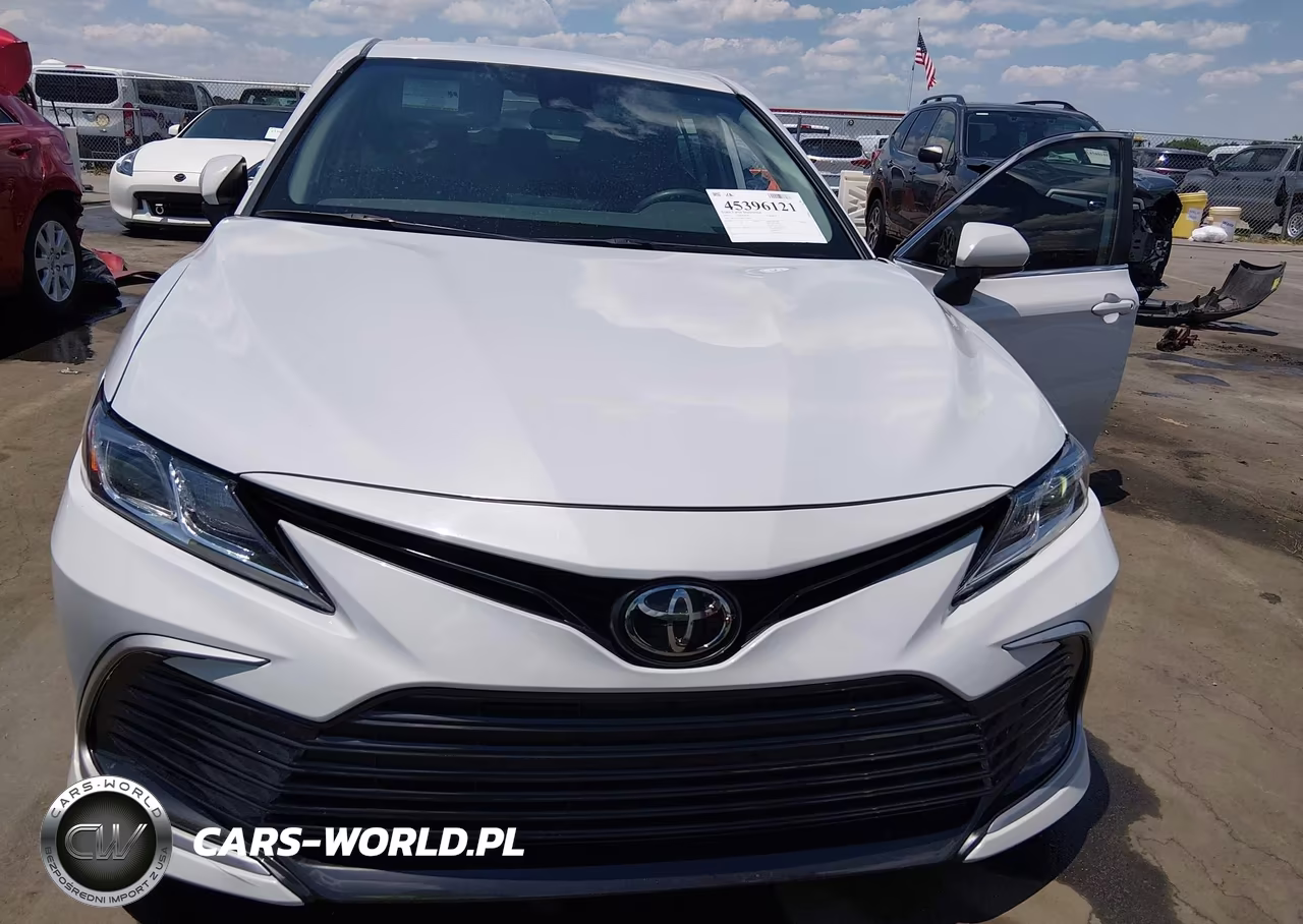 2023 Toyota Camry Le VIN:4T1C11AKXPU137820 - 12