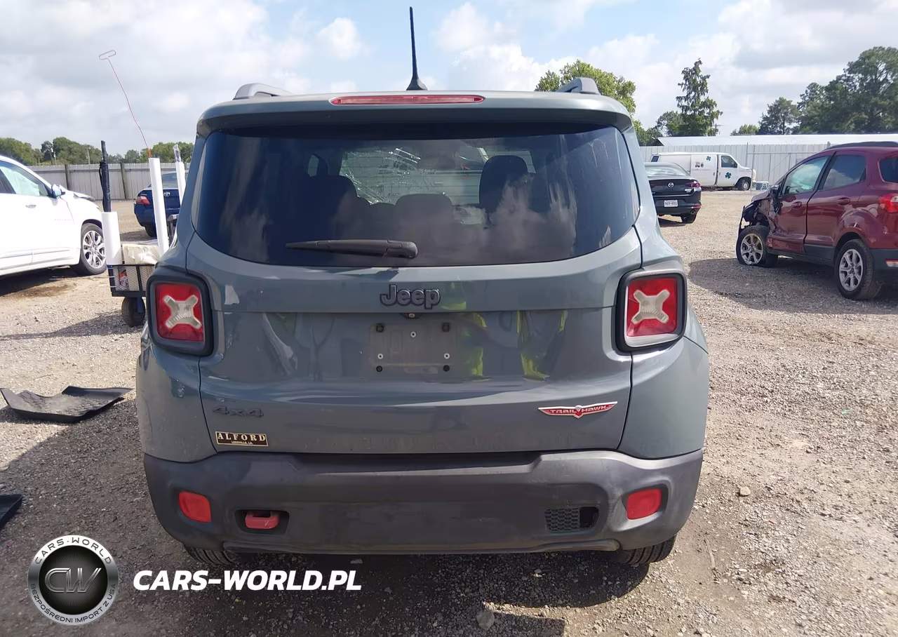 2015 Jeep Renegade Trailhawk VIN:ZACCJBCT7FPB31845 - 16
