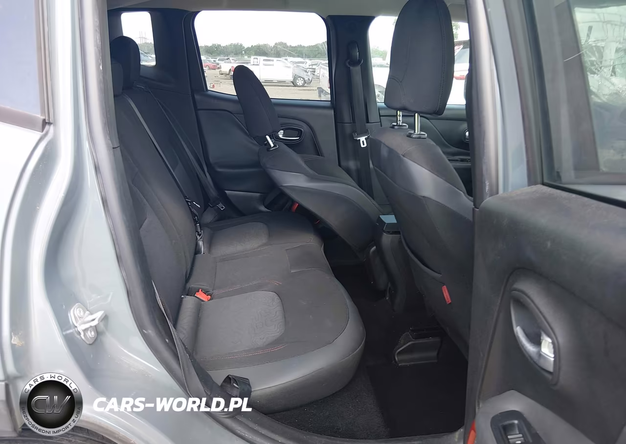 2015 Jeep Renegade Trailhawk VIN:ZACCJBCT7FPB31845 - 8