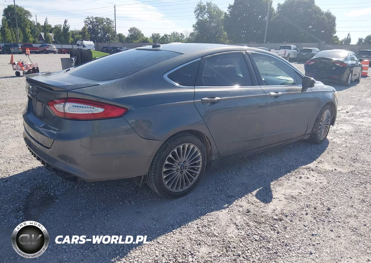 2013 Ford Fusion Titanium VIN:3FA6P0K95DR385598 - 4