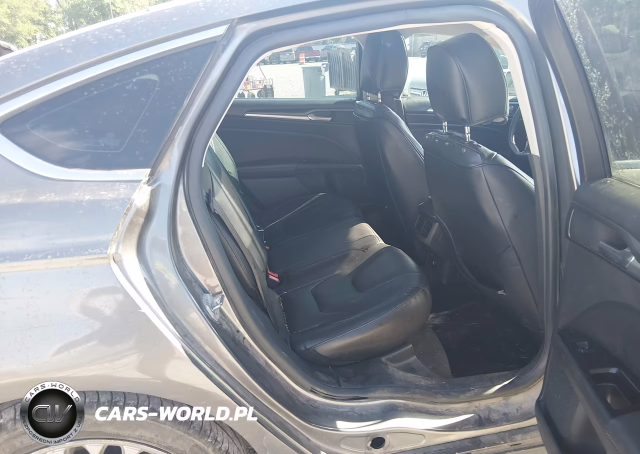 2013 Ford Fusion Titanium VIN:3FA6P0K95DR385598 - 8