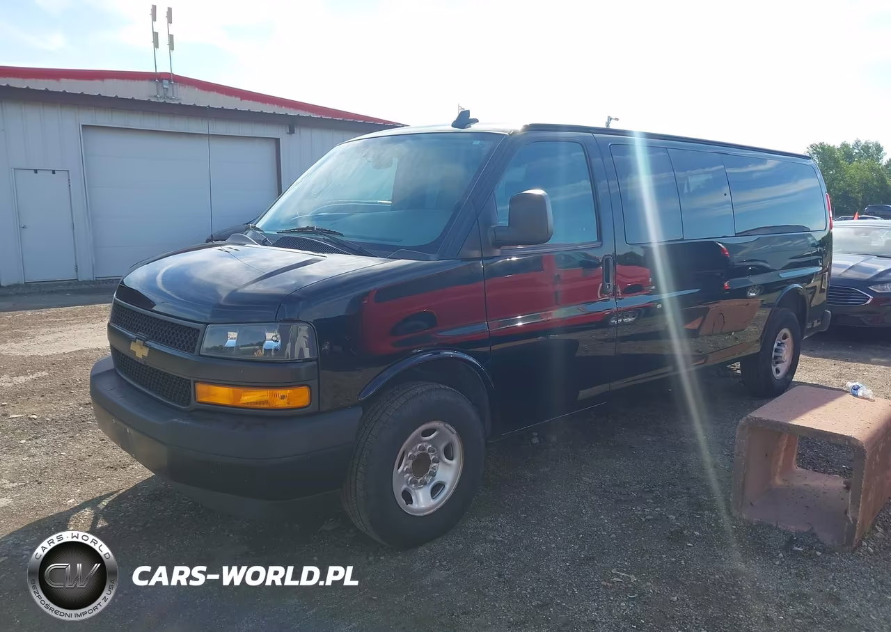 2020 Chevrolet Express Passenger Rwd 3500 Extended Wheelbase Ls VIN:1GAZGNFG7L1254266 - 2